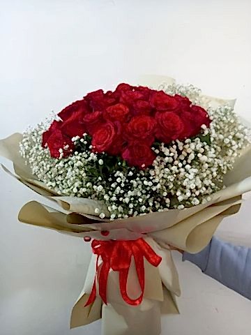 30 ad kırmızı gülden buket