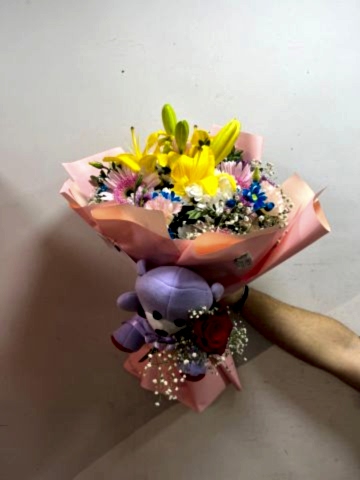 LİLYUMLU KARIŞIK BUKET