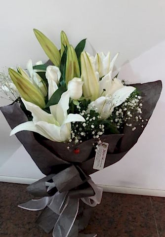 LİLYUM BUKETİ